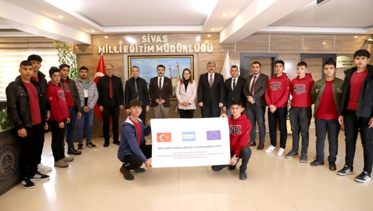 Sivaslı öğrencilere Fransa’da staj müjdesi!