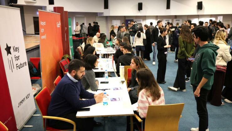 Kariyer yolculuğu kampüste başladı