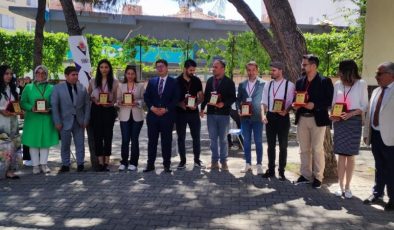 Selendi’de 4006 TÜBİTAK Bilim Fuarı açıldı