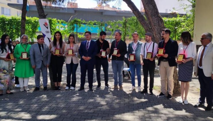 Selendi’de 4006 TÜBİTAK Bilim Fuarı açıldı