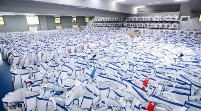Tüm öğrencilere çanta ve kırtasiye seti belediyeden