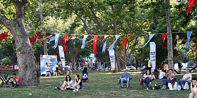 Beşiktaş’ın parklarında sahne sanatları zamanı