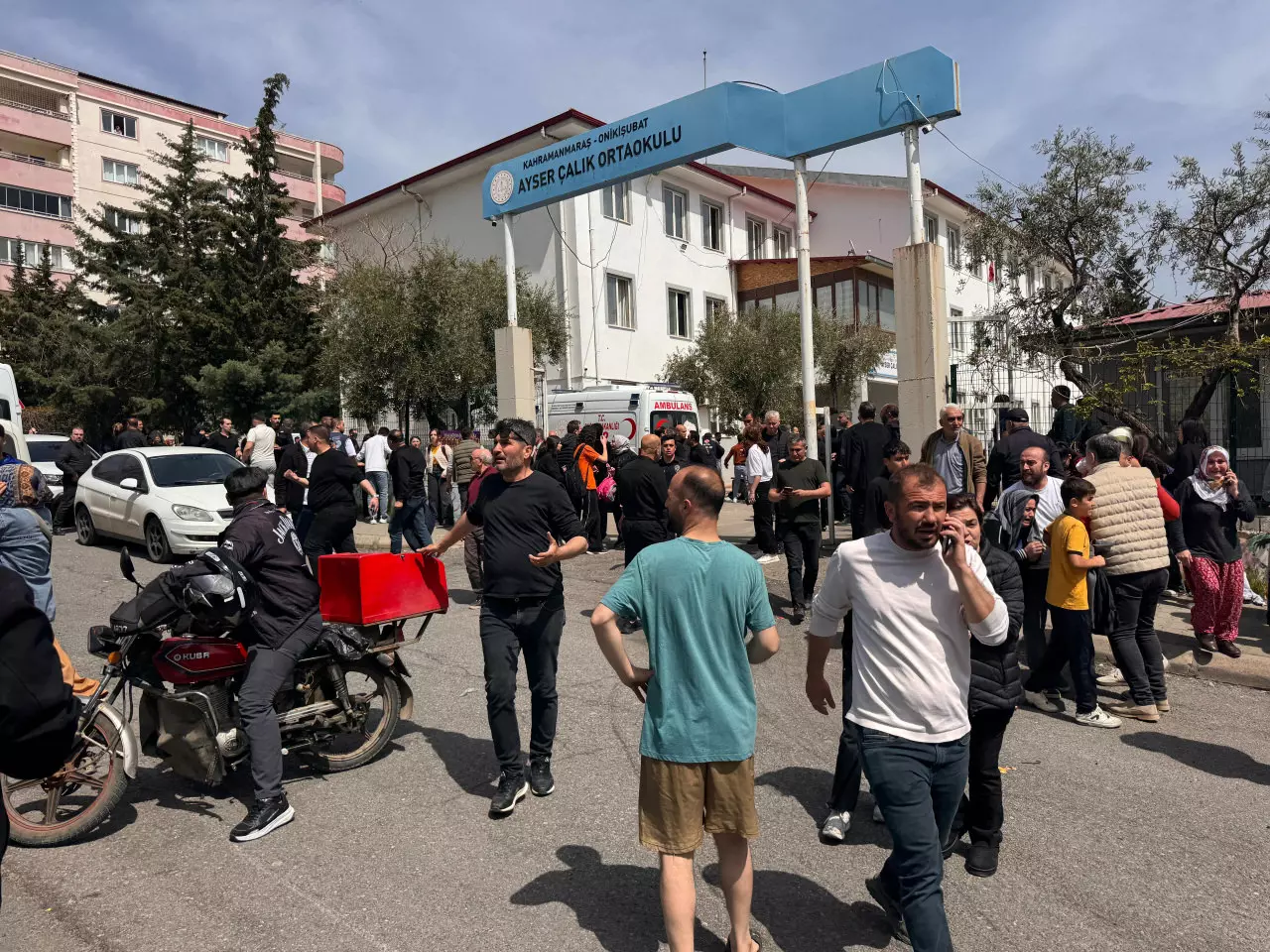 69df8236ad649_1776255542