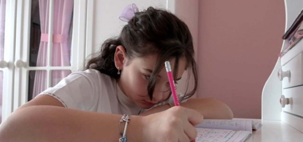 10 yaşındaki Lina Saka, matematikte dünya birincisi oldu