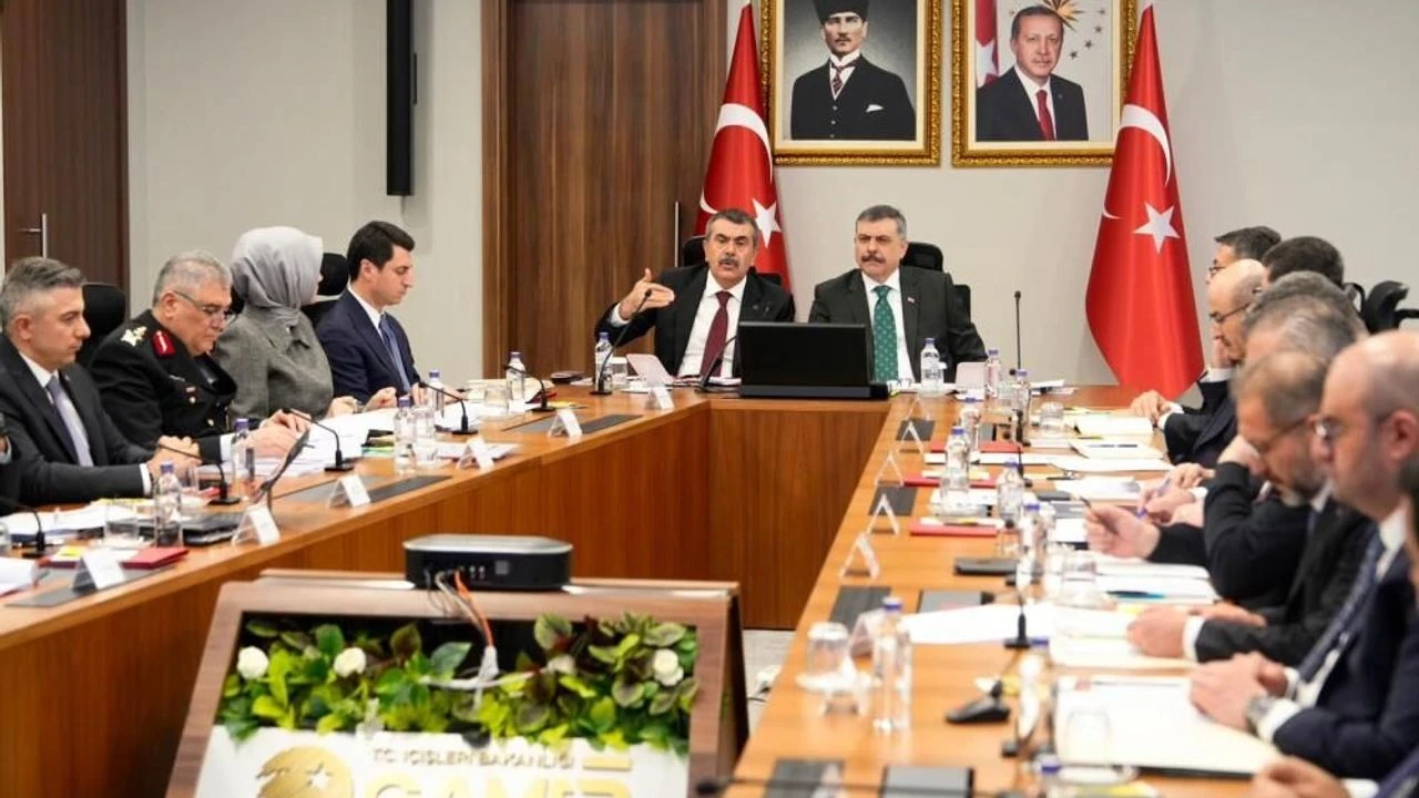 Bakan Tekin düğmeye bastı: Tedbirler hazırlanıyor