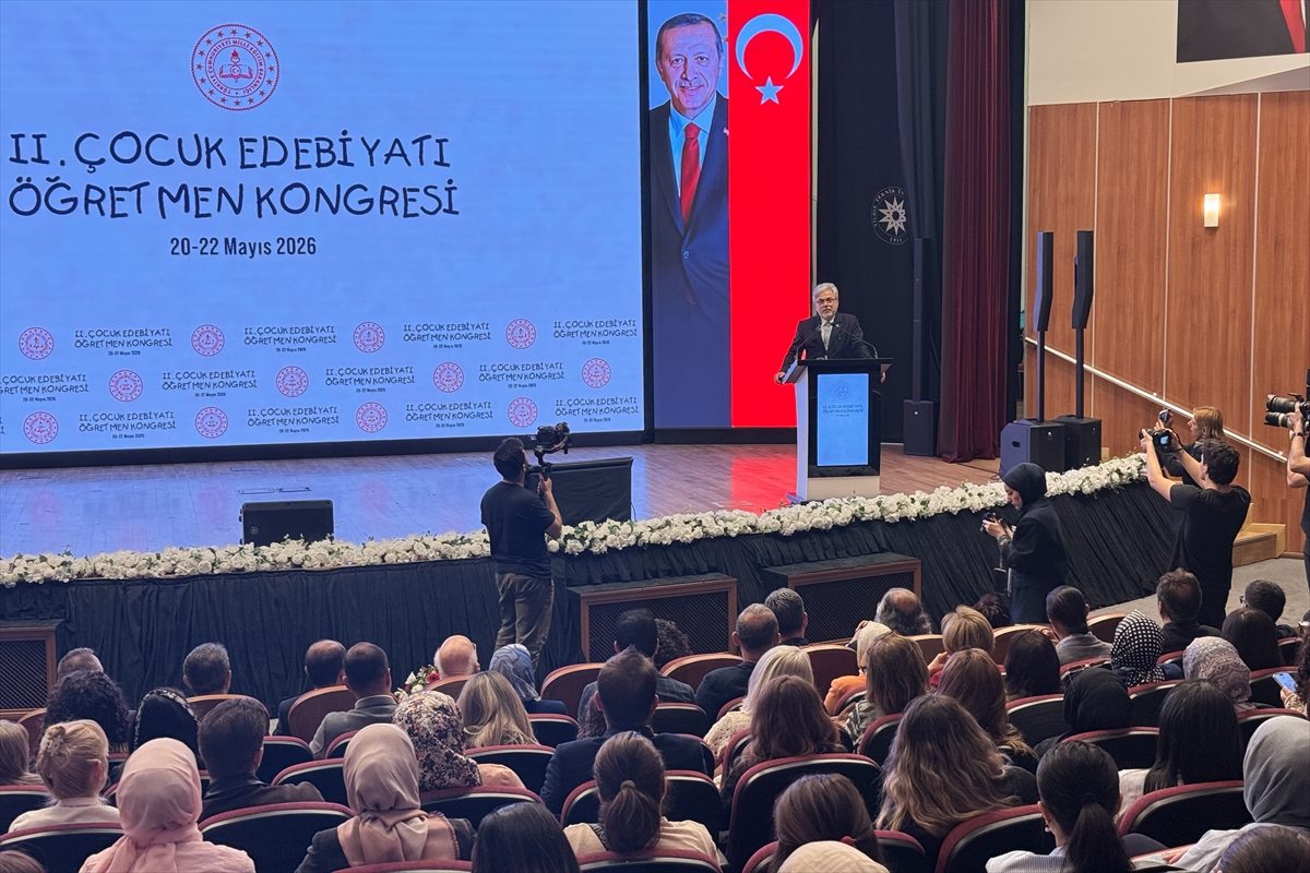 “2. Çocuk Edebiyatı Öğretmen Kongresi” başladı