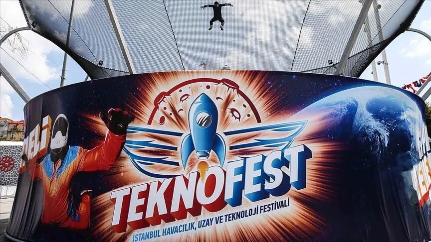 TEKNOFEST'te zafer kazanan öğrenciden anlamlı bağış