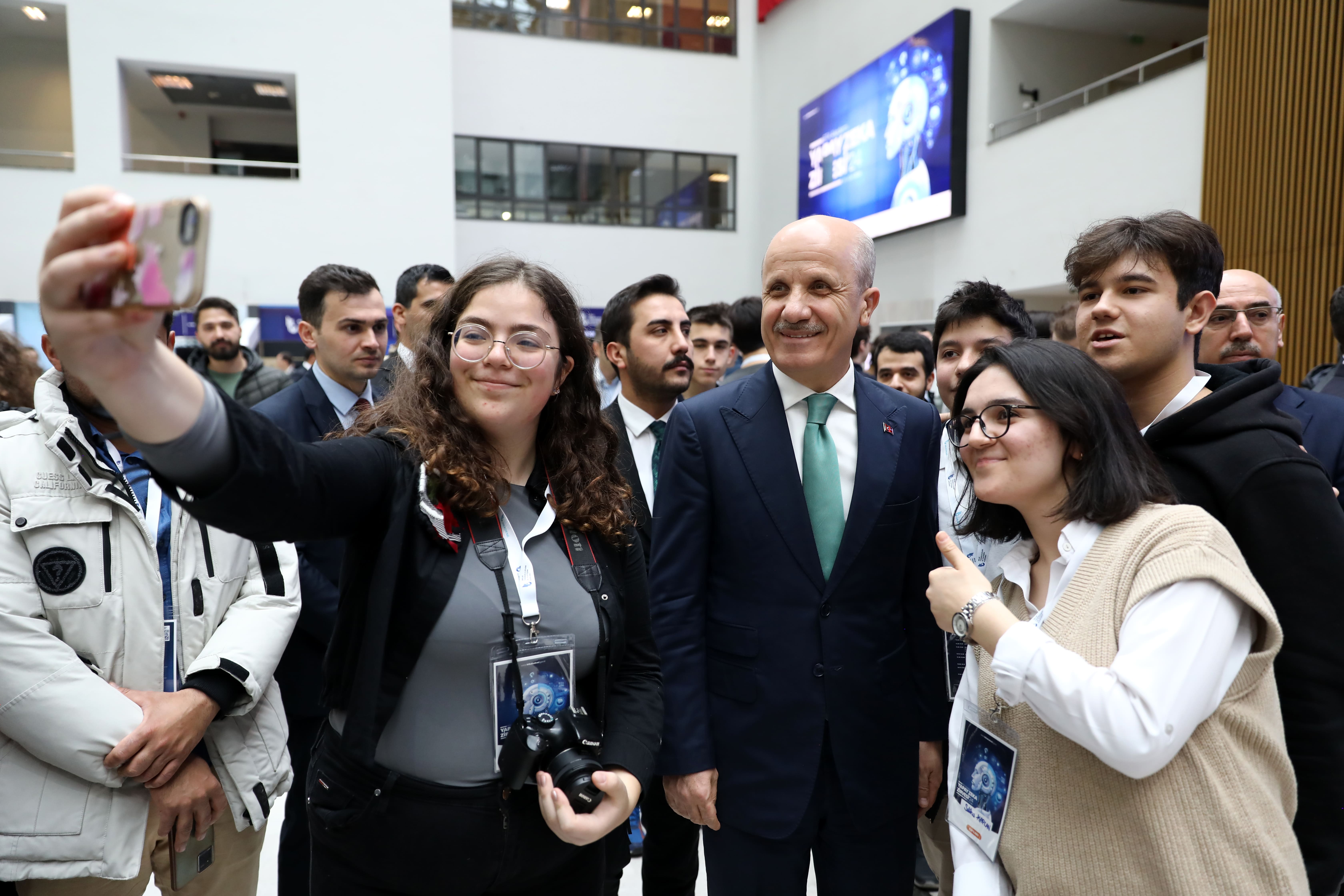YÖK’ten 550 genç araştırmacıya fırsat imkanı