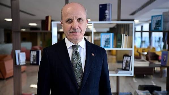 YÖK Başkanı Özvar'dan üniversitelere müfredat mesajı