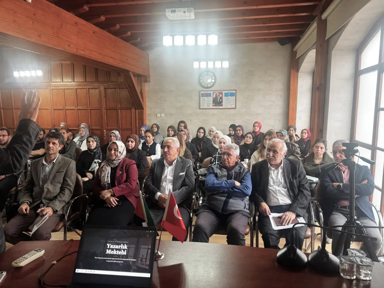 Yazarlık hayali kuranlara ücretsiz eğitim fırsatı!