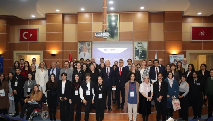 Başkent Üniversitesi İletişim Fakültesi’nden Dezenformasyonla Mücadele İçin Medya Okuryazarlığı Eğitimi