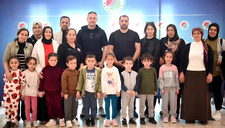 Anasınıfı öğrencilerine tekvando etkinliği