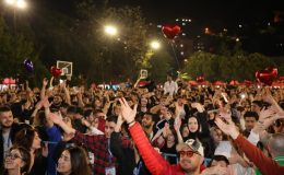 Binlerce öğrenci DJ Kınay’la coştu