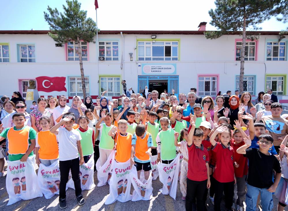 Tekin: Eğitim sanatla güçlenir