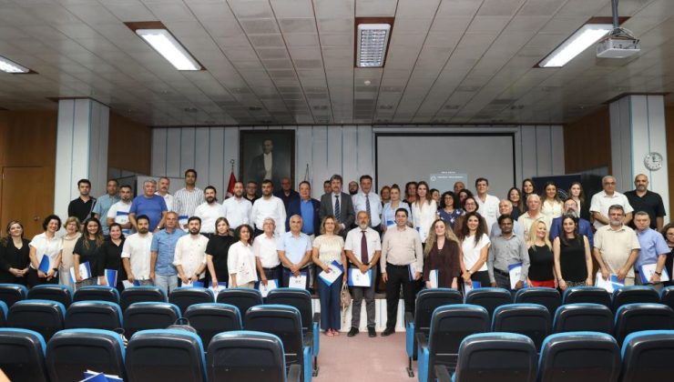 Bursa Uludağ Üniversitesi akademisyenlerini ödüllendirdi