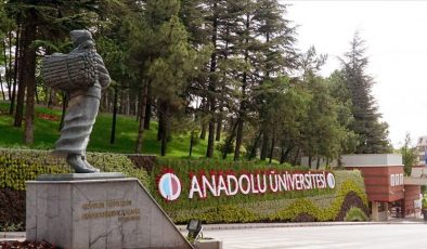 Anadolu Üniversitesi “En Verimli Üniversite Binası” ödülünü kazandı